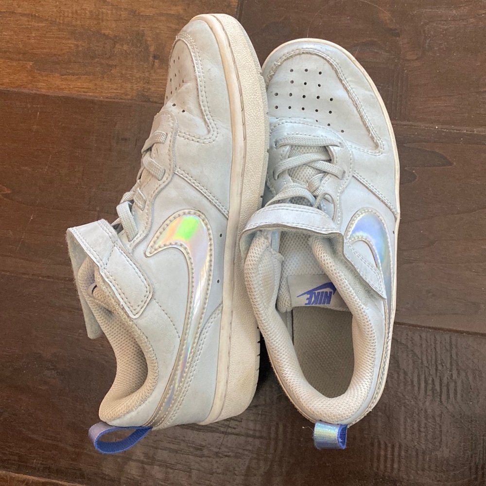 Nike low top girls sneaker.  Light gray size 2Y